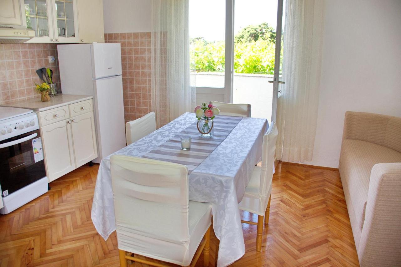 Two Bedroom Apartments Elvira 노바야 외부 사진